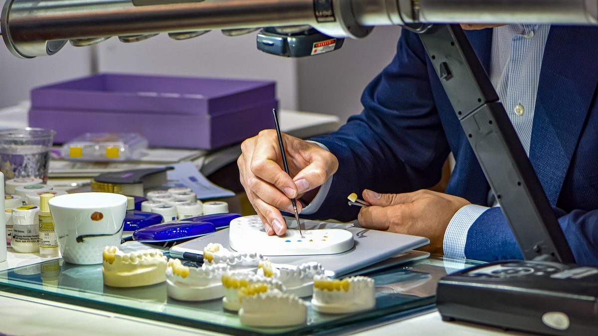 Avaliação de coroa dentária em clínica odontológica de São Bernardo do Campo