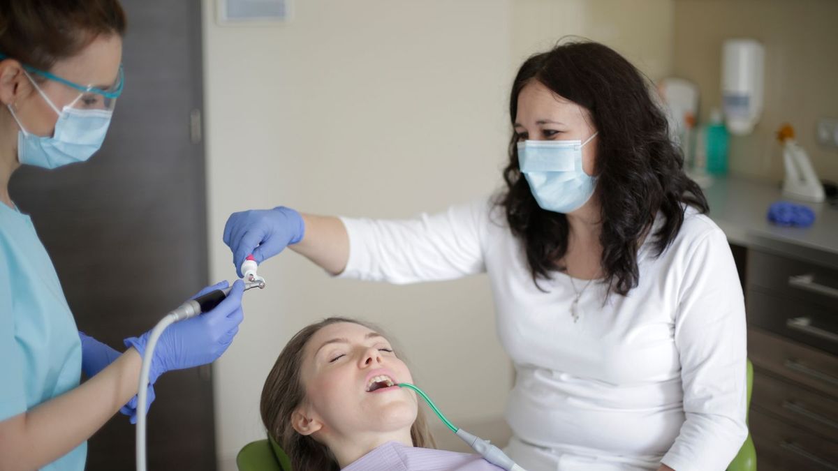 Limpeza dental profissional em clínica odontológica de São Bernardo do Campo