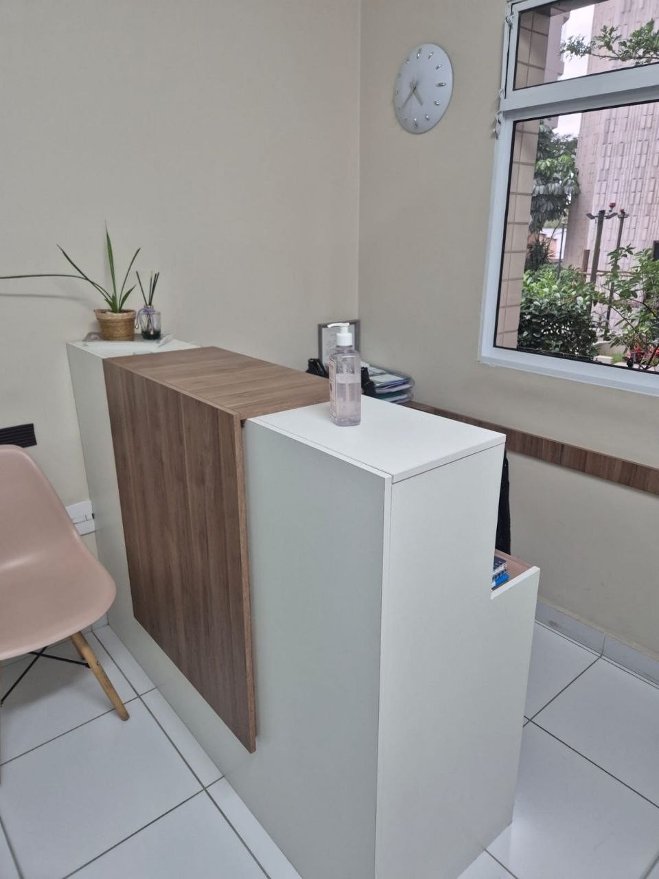 Recepção da clínica odontológica Linhart Dental Care em São Bernardo do Campo
